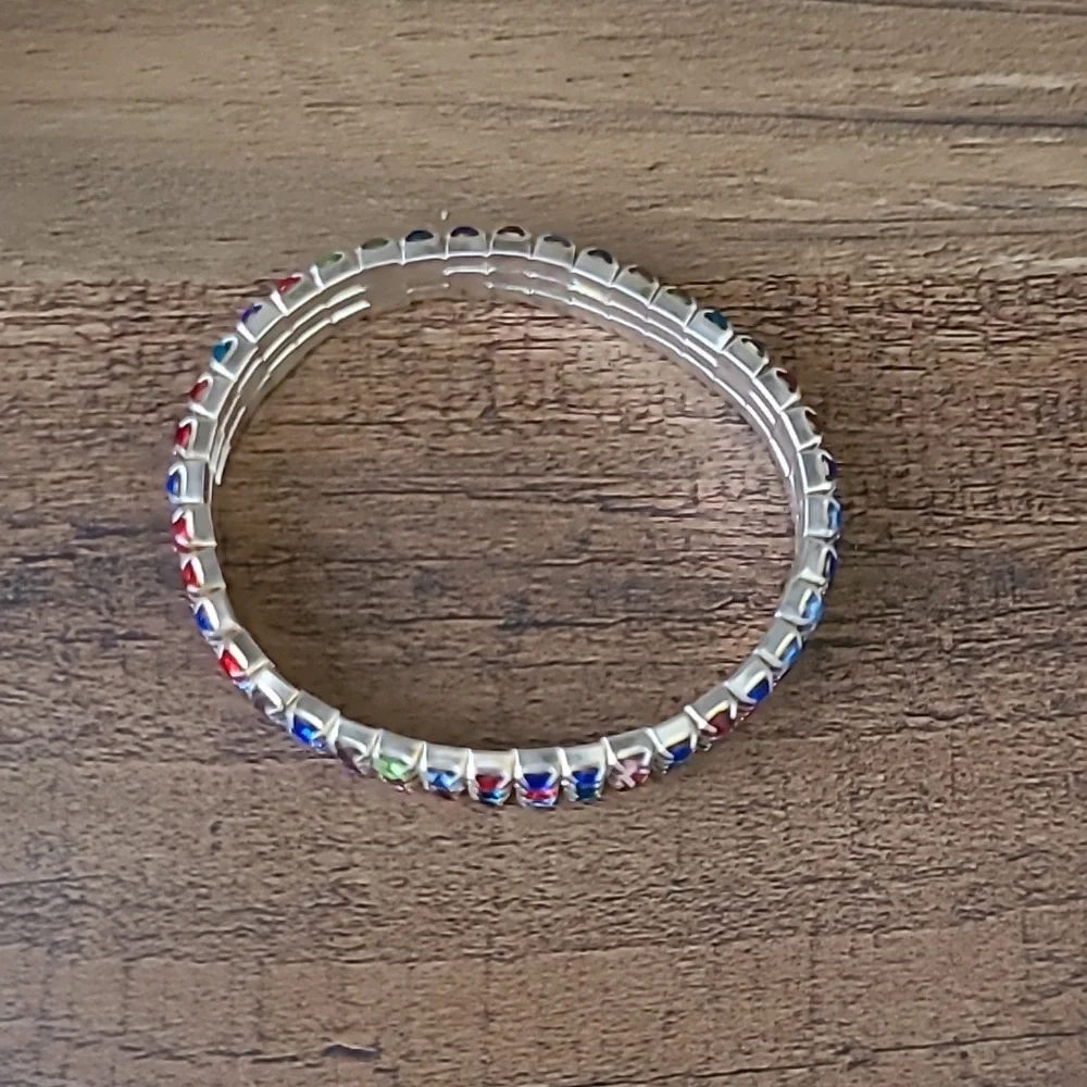 NEW Colorful Rhinestone Bracelet - Picture 3 of 3
